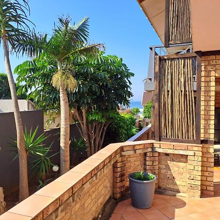 Beachfront Cabanas Amanzimtoti Exterior photo