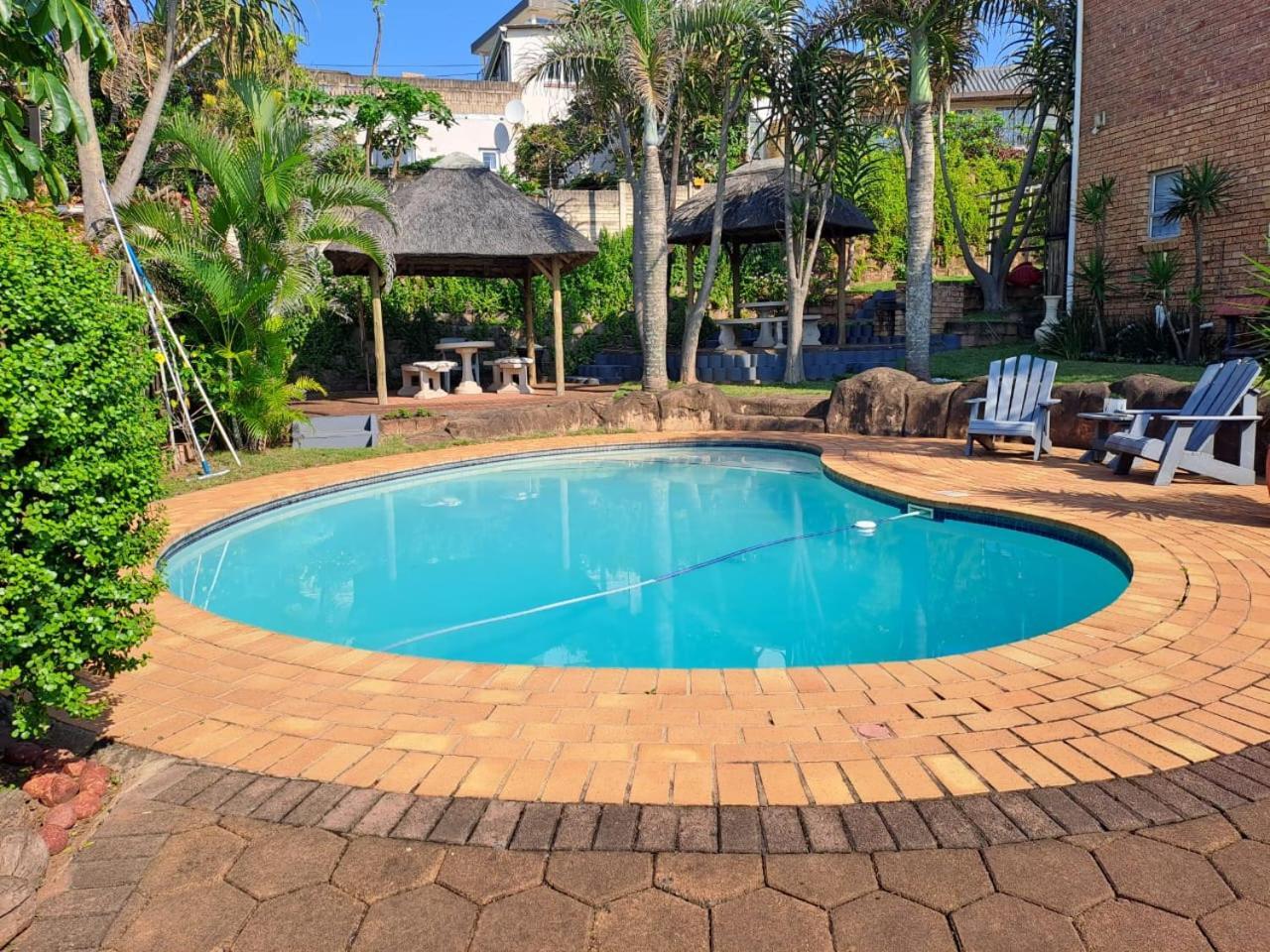 Beachfront Cabanas Amanzimtoti Exterior photo
