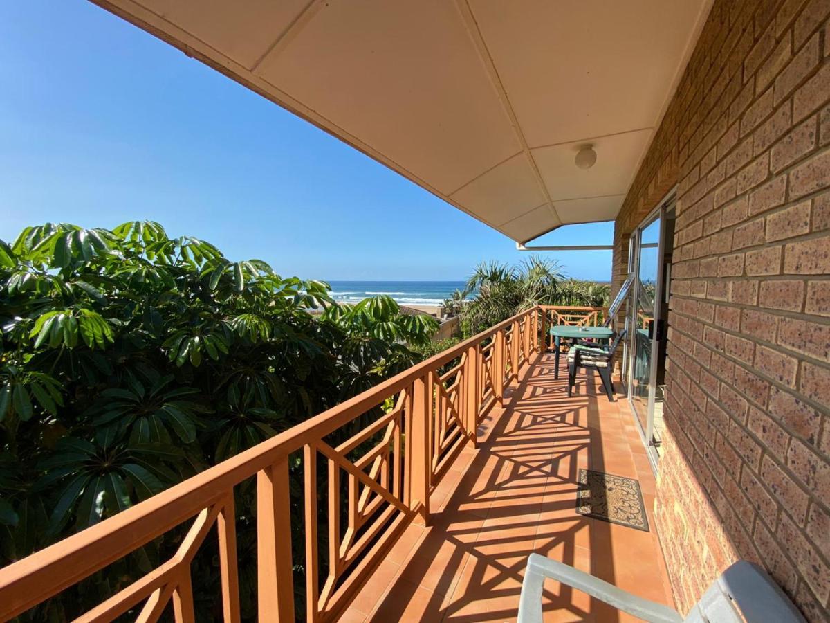 Beachfront Cabanas Amanzimtoti Exterior photo