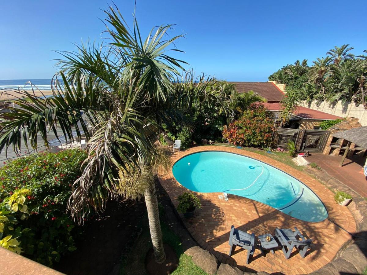 Beachfront Cabanas Amanzimtoti Exterior photo